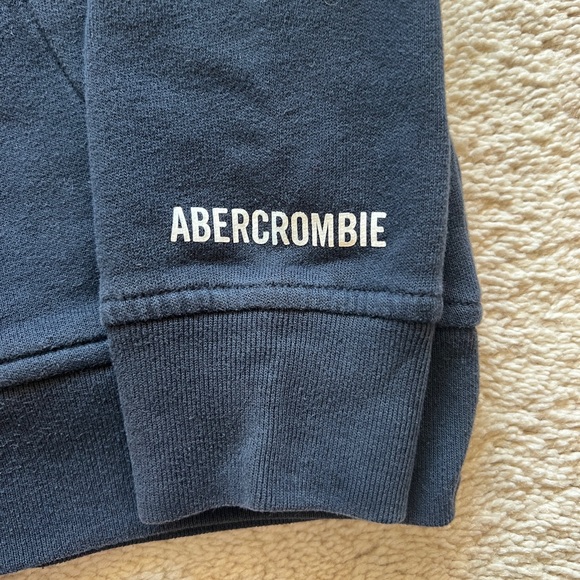 Abercrombie Kids zip up hoodie - Picture 2 of 3